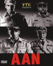 Aan: Men at Work, Akshay Kumar, Sunil Shetty, Lara Dutta, Raveena Tandon, 2004