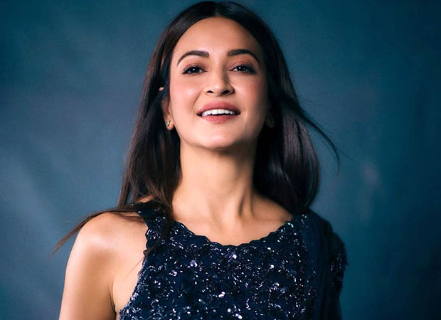 Kriti Kharbanda issues public alert over WhatsApp identity theft: “Not cool. Not my number”, , 2025